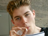 10 способов убедить подростка отказаться от сигарет